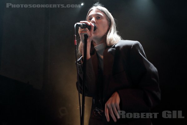 WHISPERING SONS - 2022-03-24 - PARIS - Petit Bain - 